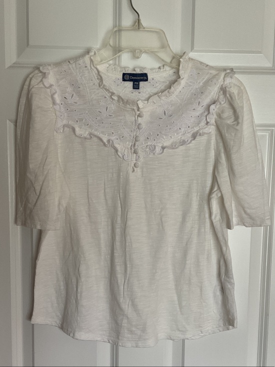 Democracy Tops - Democracy White Eyelet Collar Women's Top